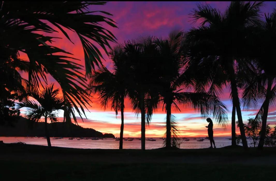 Poolside Home In Gated Community, Walk 2 The Beach Coco Esterno foto